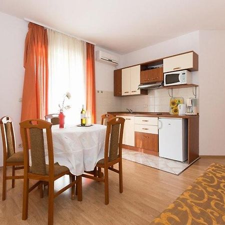 Marija F4 Apartment Крк Экстерьер фото