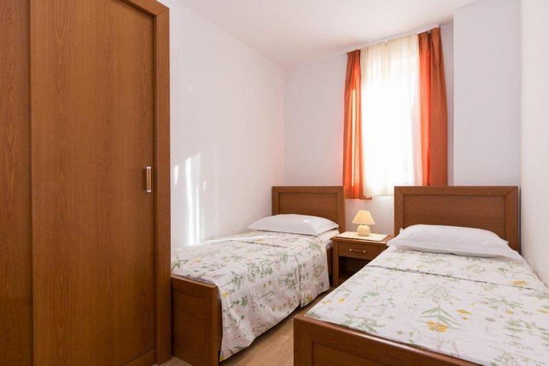 Marija F4 Apartment Крк Экстерьер фото