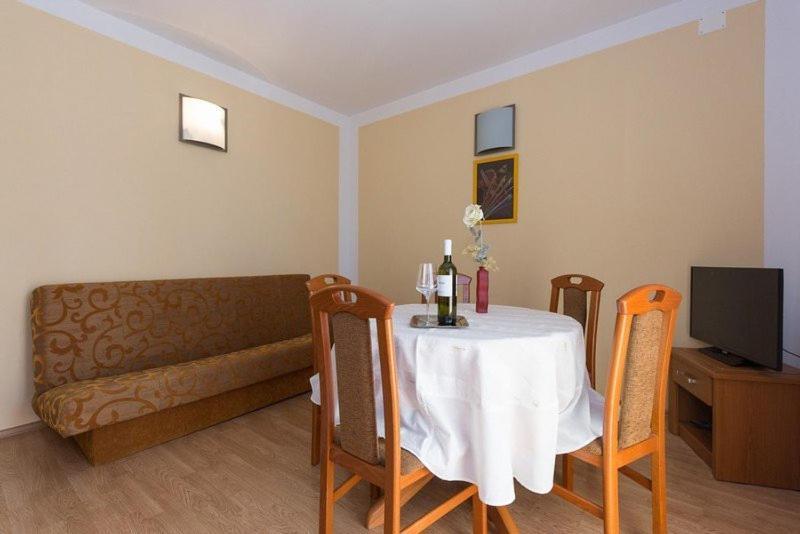 Marija F4 Apartment Крк Экстерьер фото